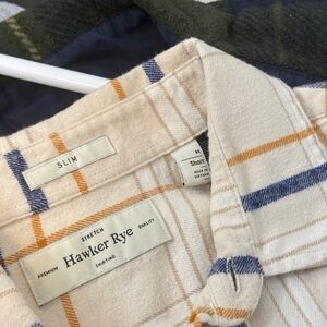 Hawker Rye Men's Casual Button Down Shirt - Cream and Blue